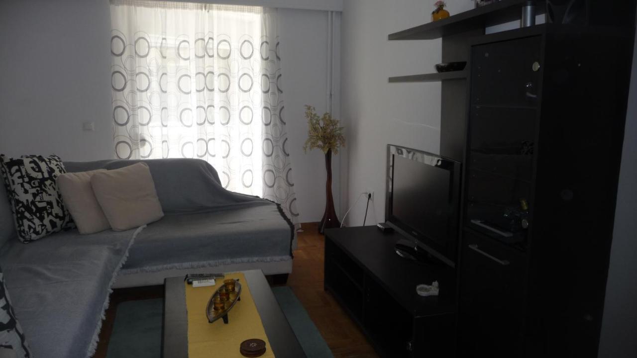 D&J Central Appartment Ioánnina Eksteriør bilde